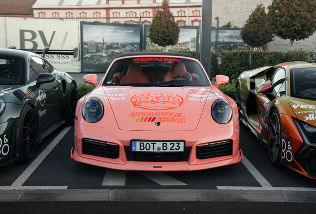 Porsche 992 Turbo S Cabriolet MkI Brabus 900 Peetch