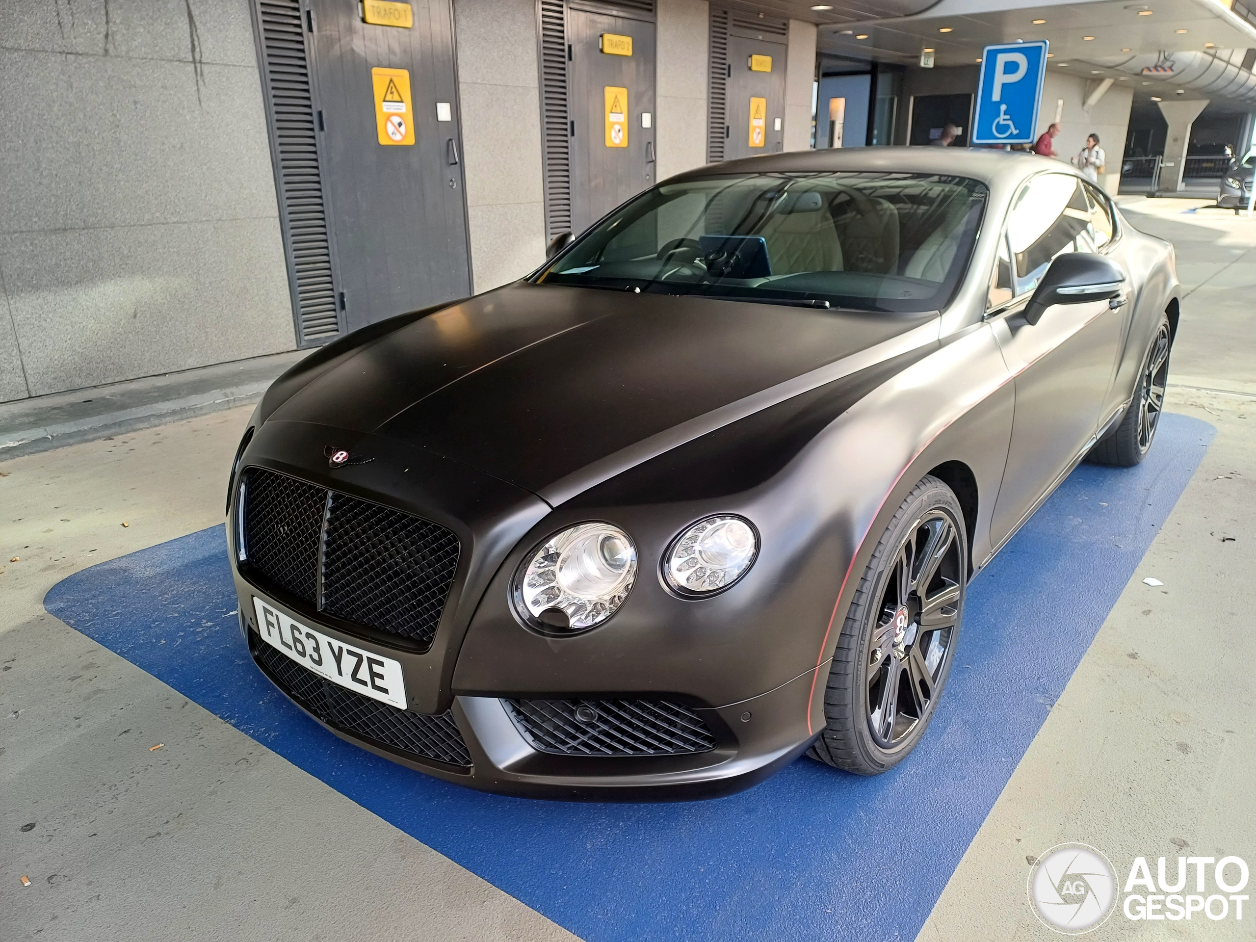 Bentley Continental GT V8