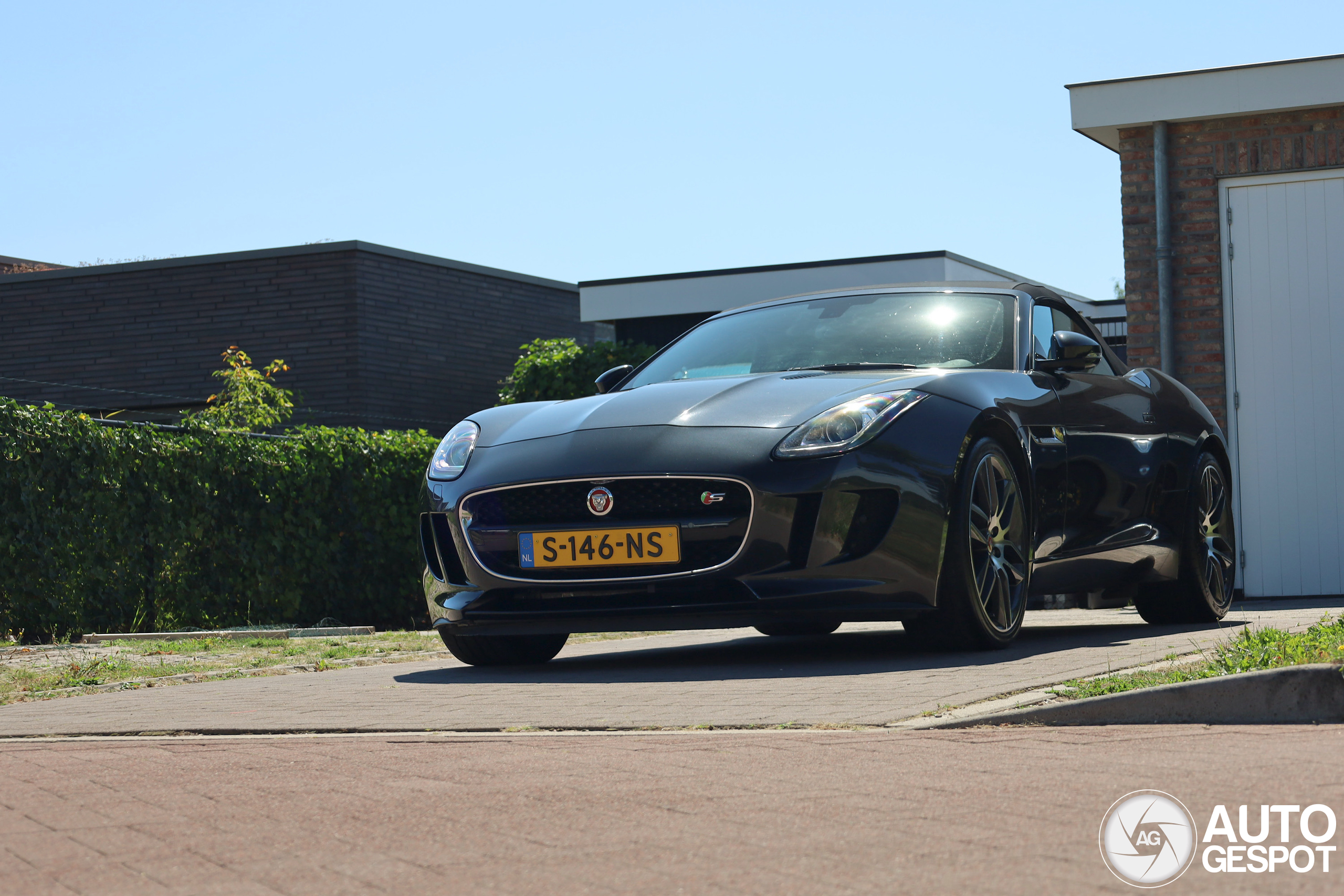 Jaguar F-TYPE S Convertible