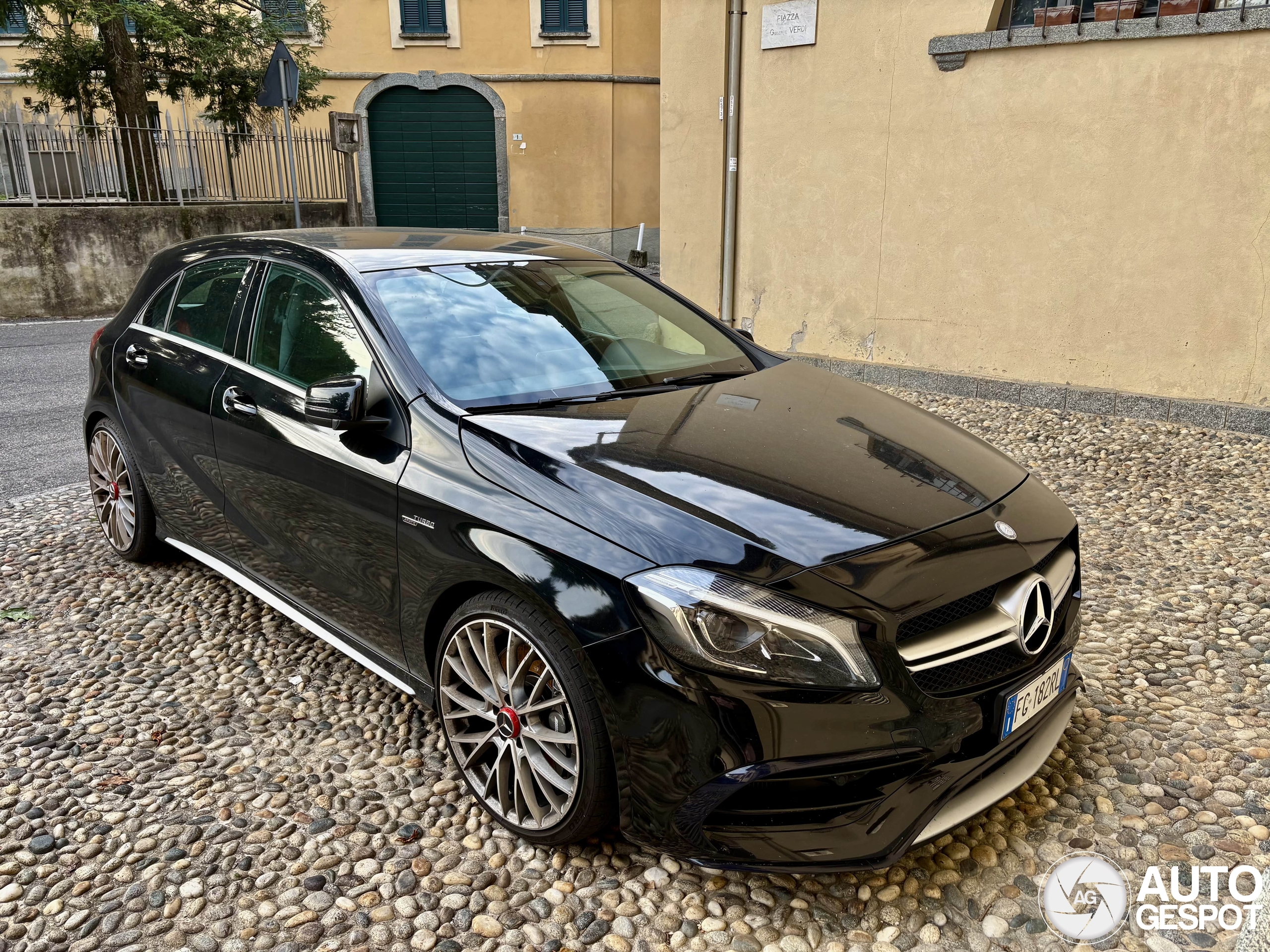 Mercedes-AMG A 45 W176 2015
