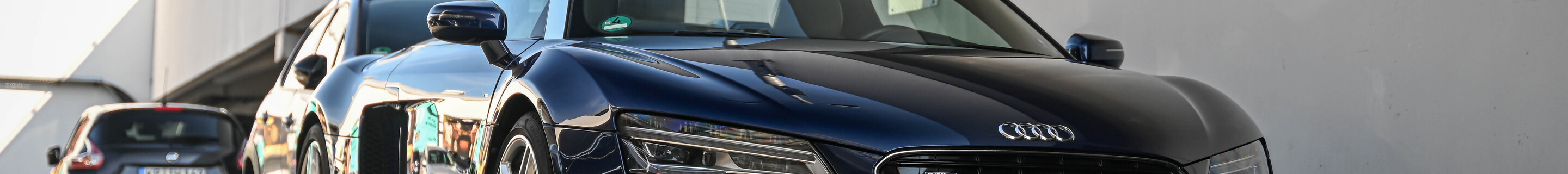 Audi R8 V8 Spyder 2013