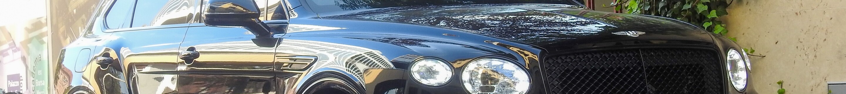 Bentley Bentayga V8 2021