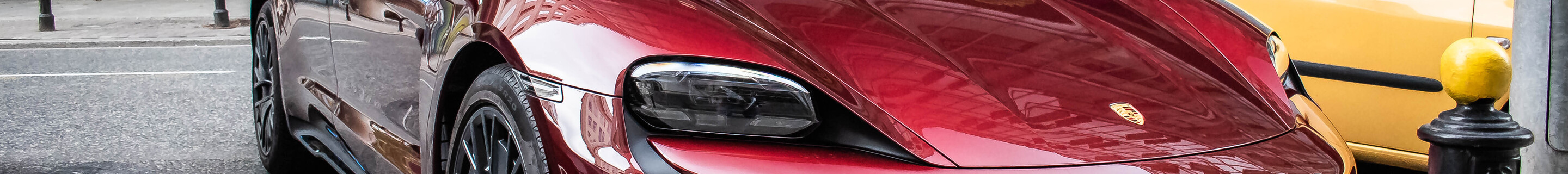 Porsche Taycan GTS Sport Turismo MkI