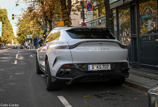 Aston Martin DBX707