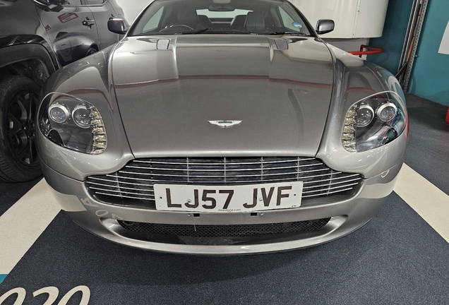 Aston Martin V8 Vantage Roadster