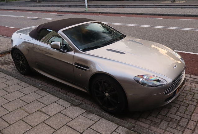 Aston Martin V8 Vantage Roadster