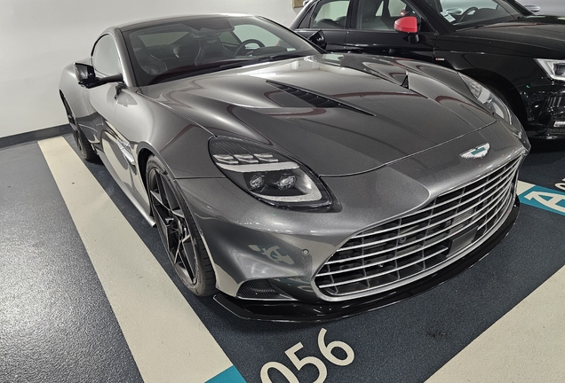 Aston Martin Vanquish 2025