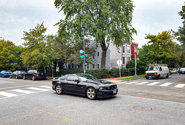 Ford Mustang GT 2013