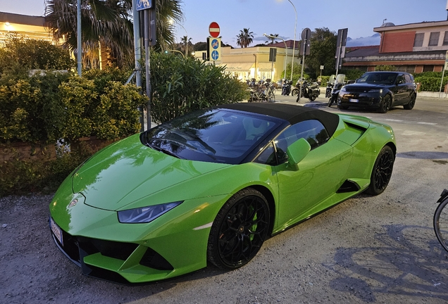 Lamborghini Huracán LP640-4 EVO Spyder