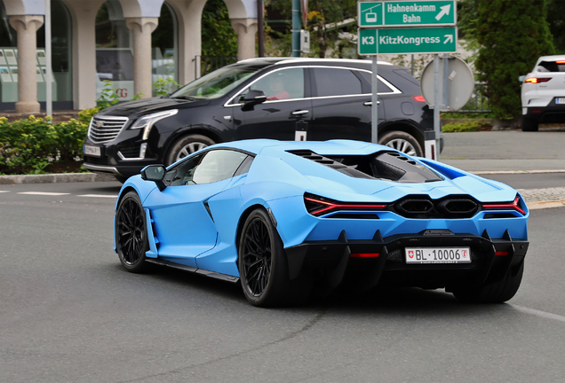 Lamborghini Revuelto