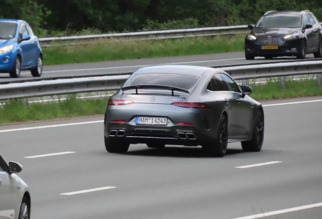 Mercedes-AMG GT 63 S X290