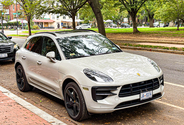Porsche 95B Macan GTS MkII