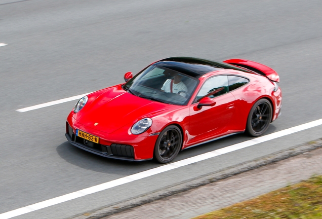Porsche 992 Carrera 4 GTS MkII