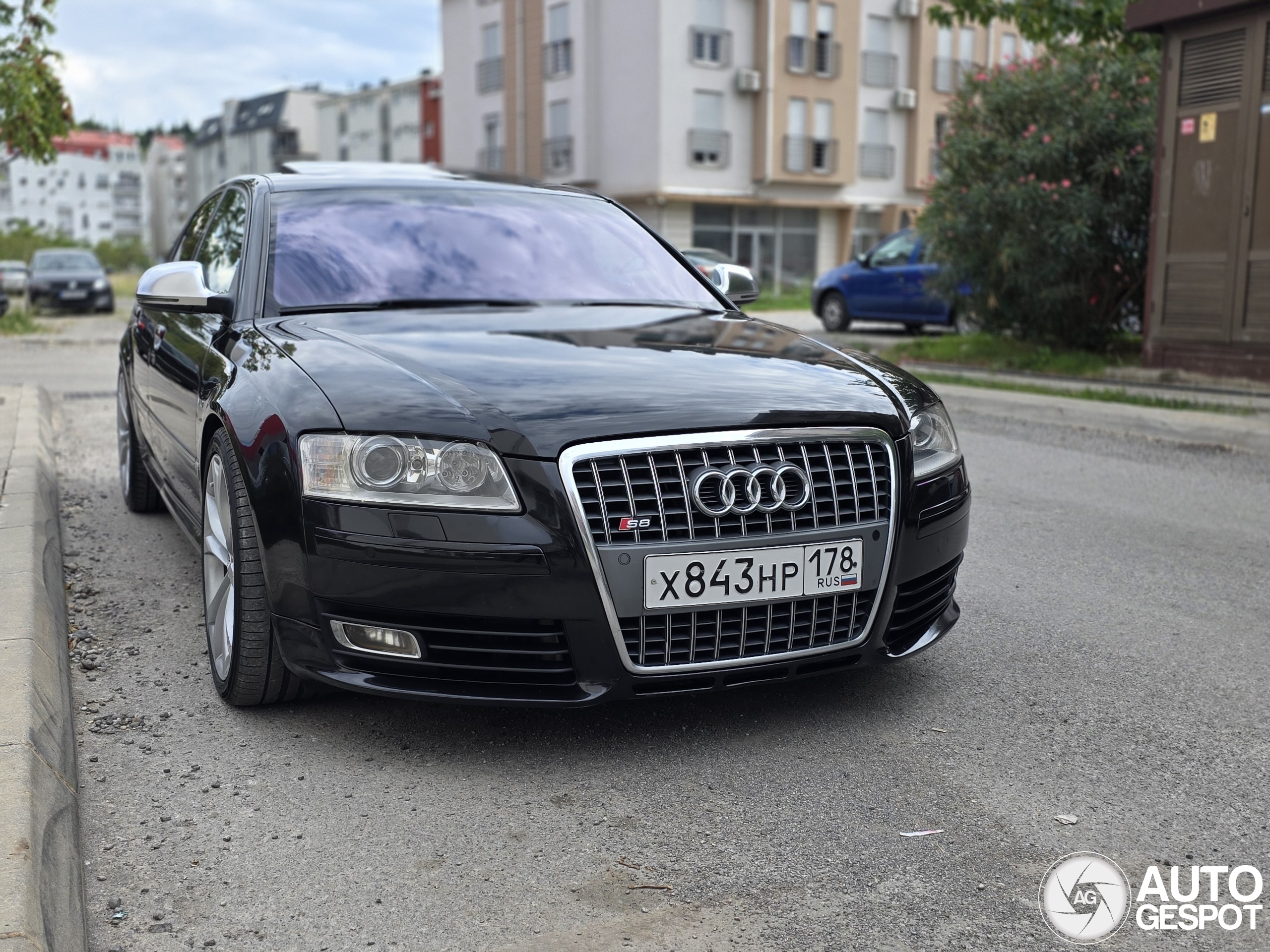 Audi S8 D3