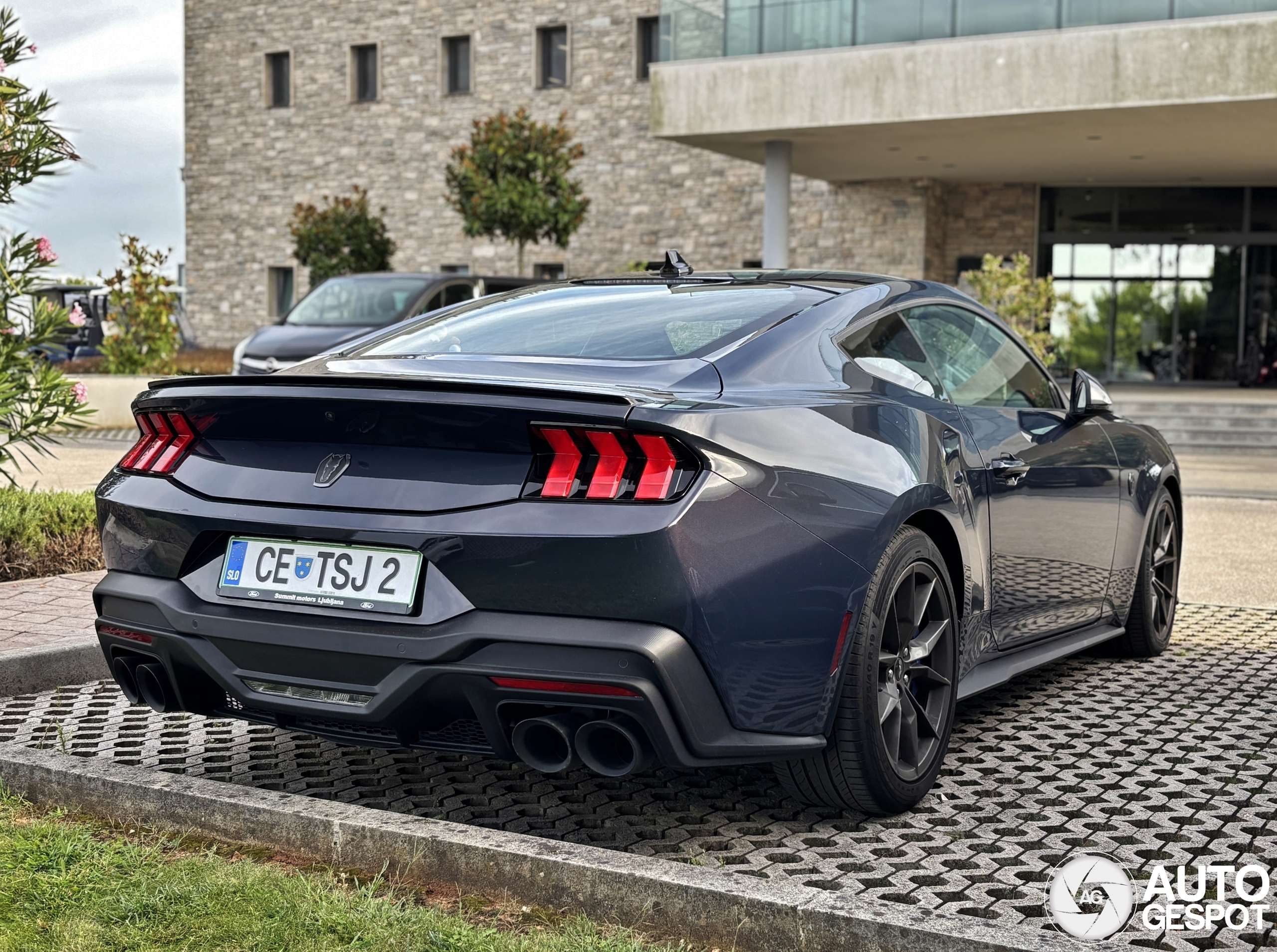 Ford Mustang Dark Horse 2024