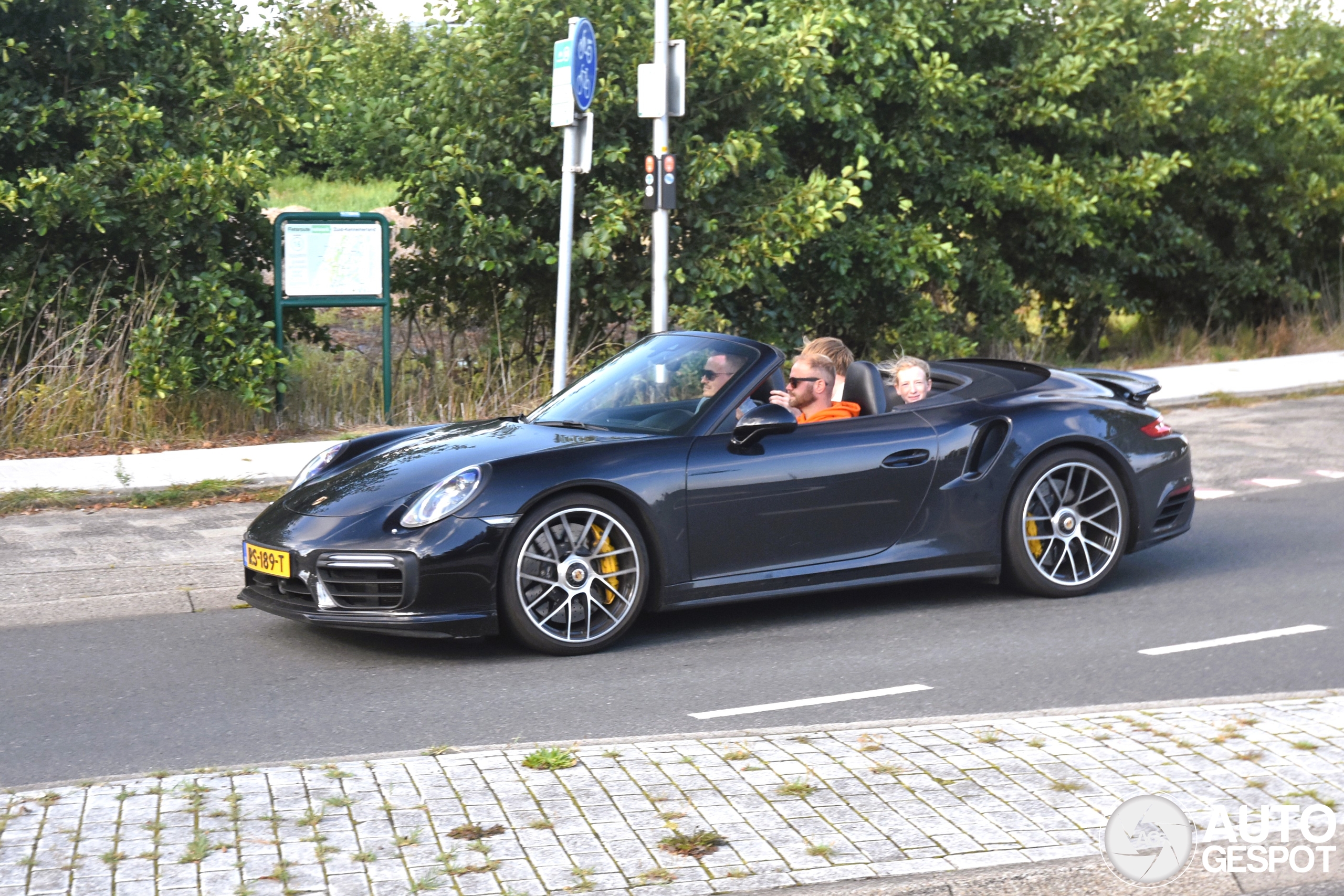 Porsche 991 Turbo S Cabriolet MkII