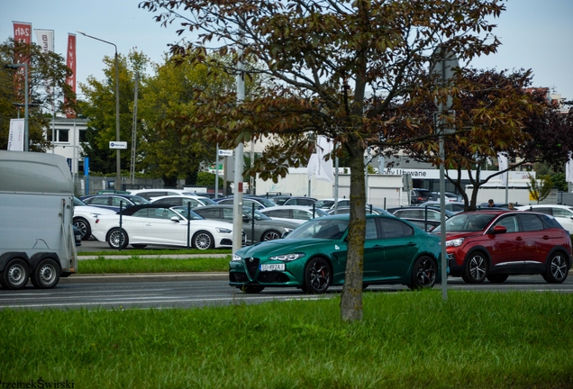 Alfa Romeo Giulia Quadrifoglio 2023