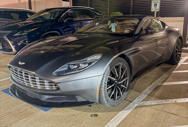 Aston Martin DB11