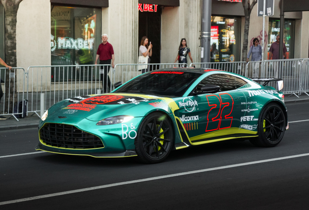 Aston Martin V12 Vantage 2023