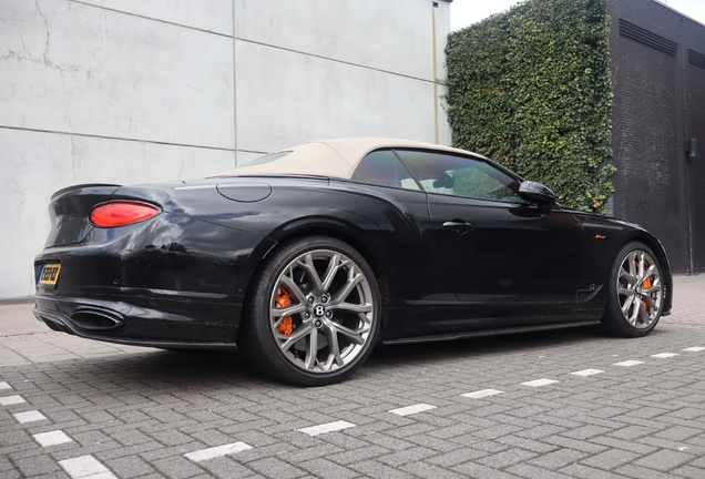 Bentley Continental GTC Speed 2021