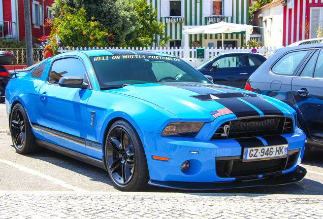 Ford Mustang Shelby GT500 2013