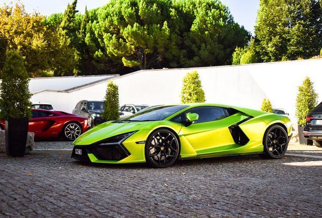 Lamborghini Revuelto