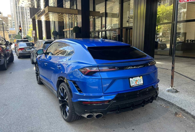 Lamborghini Urus S