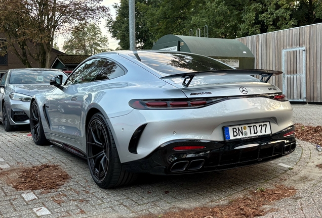 Mercedes-AMG GT 63 C192