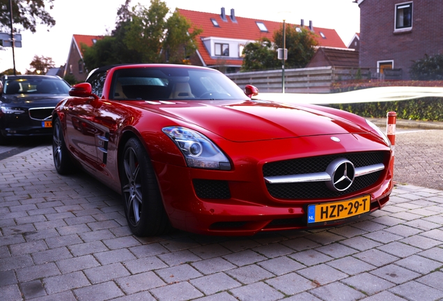Mercedes-Benz SLS AMG Roadster