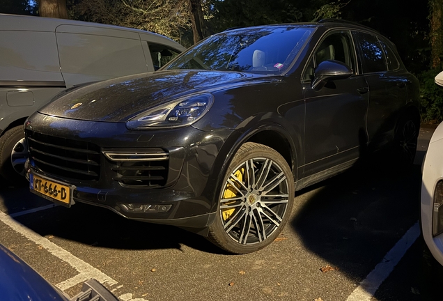 Porsche 958 Cayenne Turbo S MkII