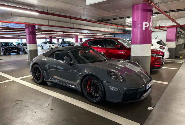 Porsche 992 Carrera 4 GTS Cabriolet MkII