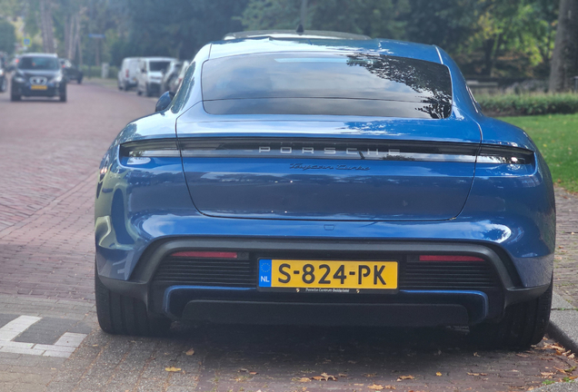 Porsche Taycan Turbo