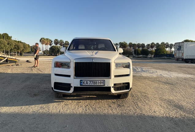 Rolls-Royce Cullinan Frozen Lakes Edition