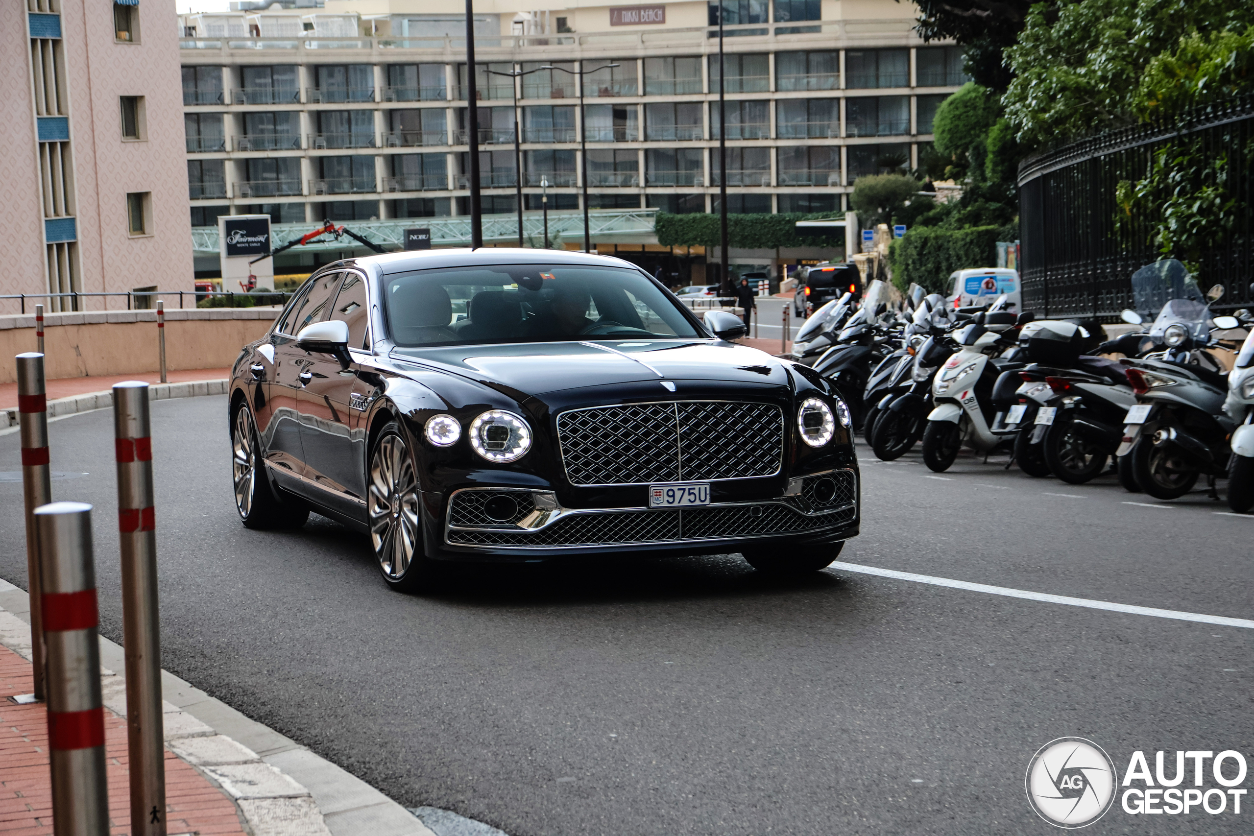 Bentley Flying Spur W12 2022 Mulliner