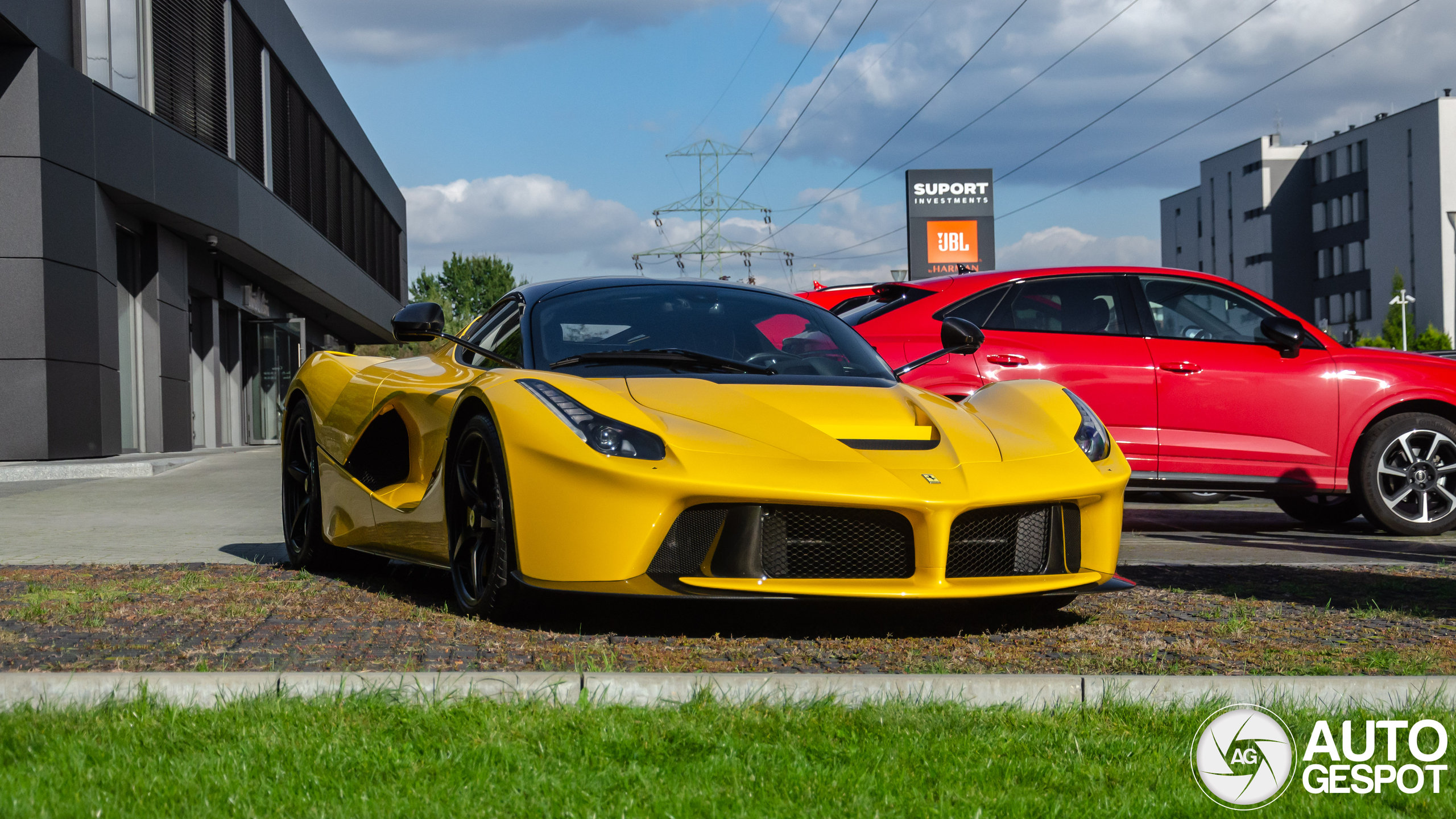 Ferrari LaFerrari - 02 October 2025 - Autogespot