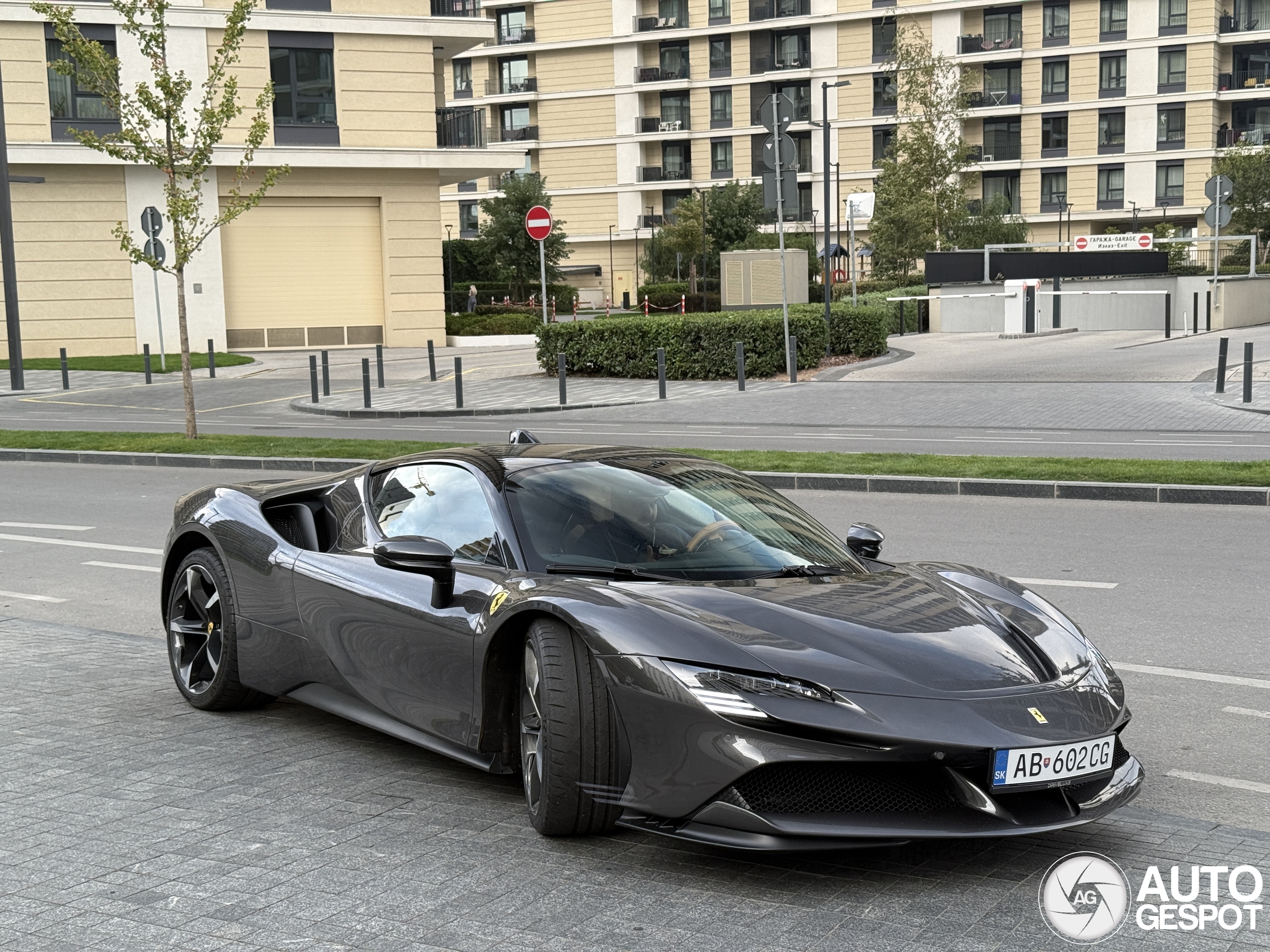 Ferrari SF90 Stradale