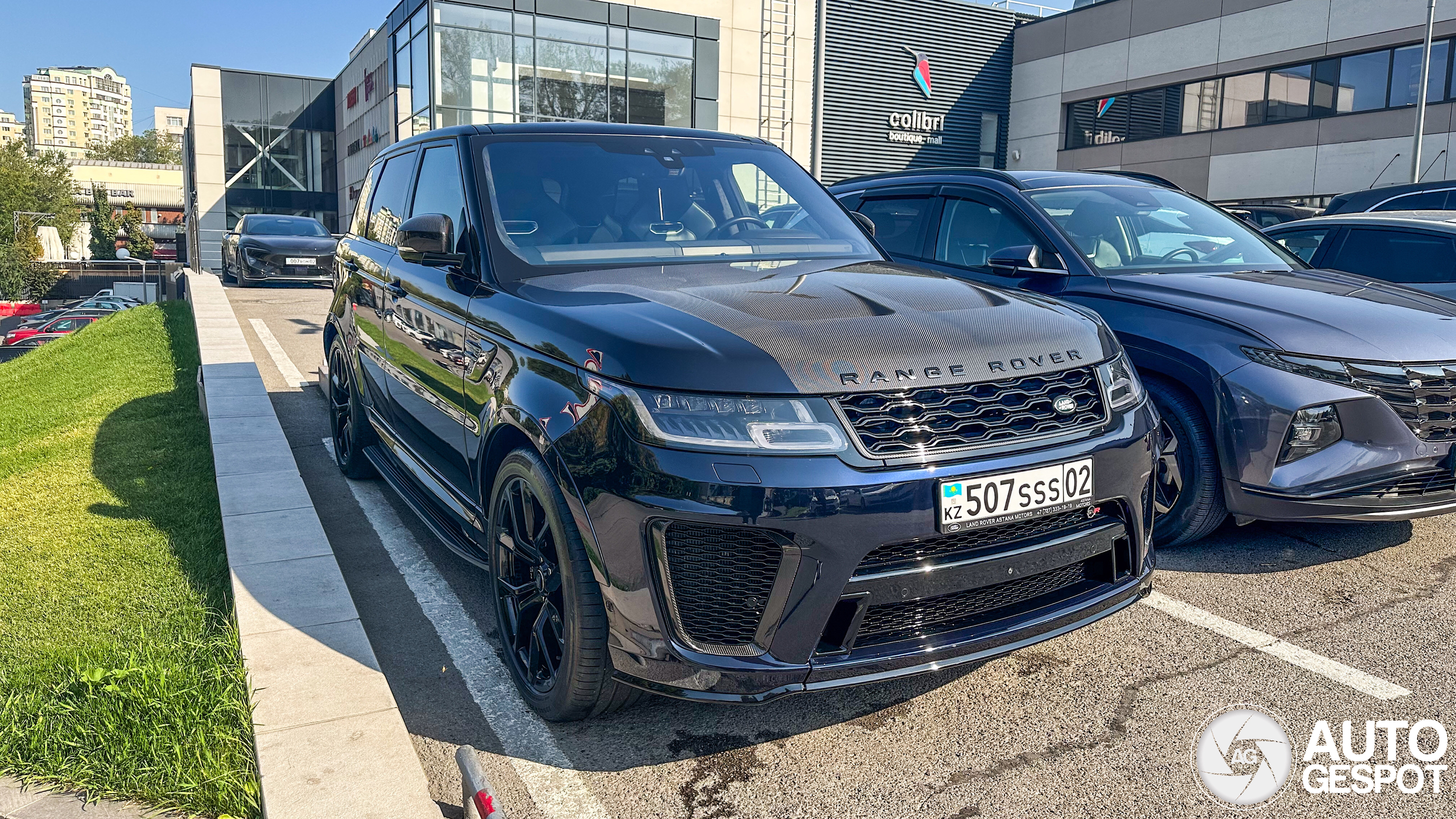 Land Rover Range Rover Sport SVR 2018 Carbon Edition