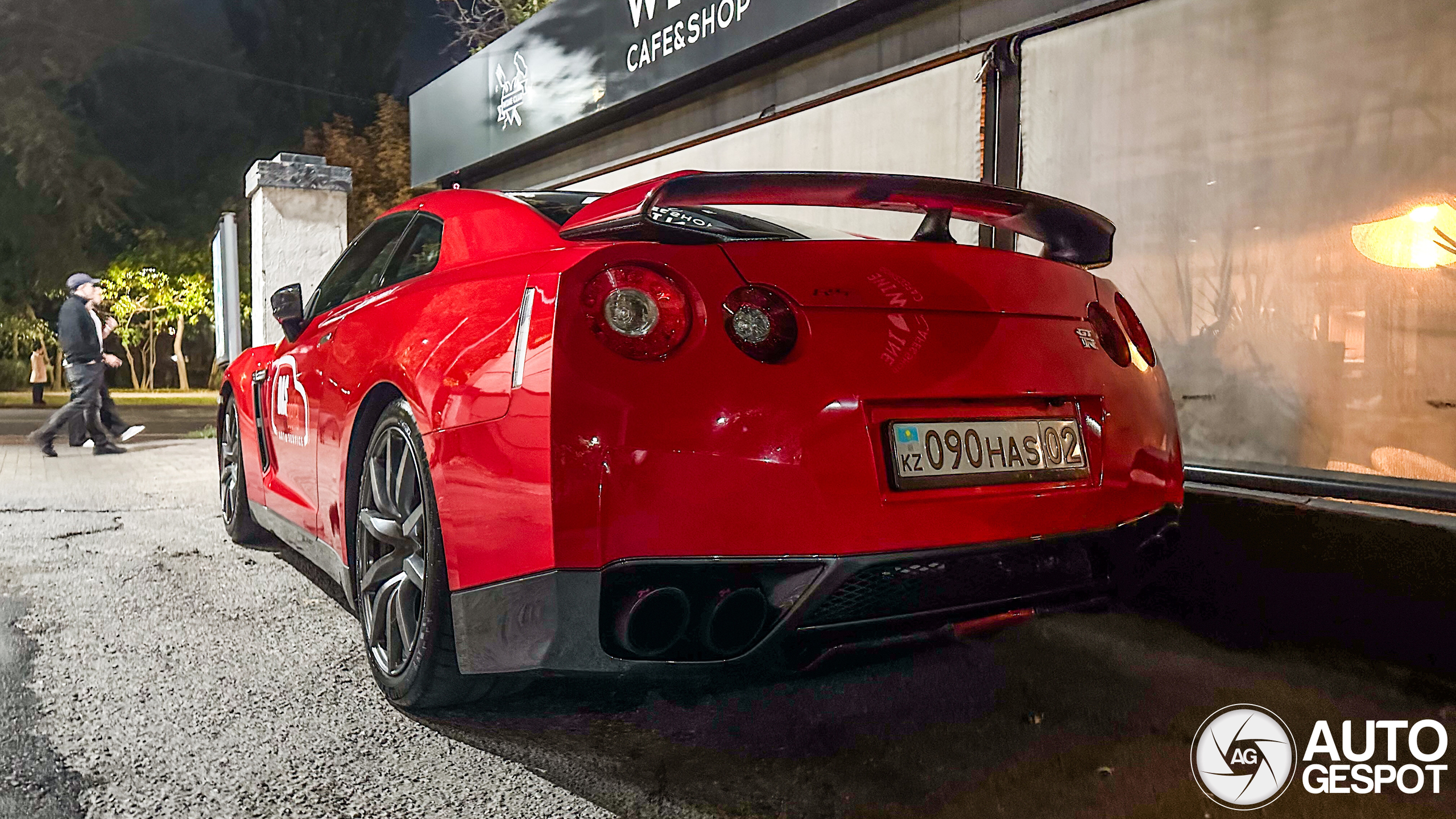 Nissan GT-R 2011