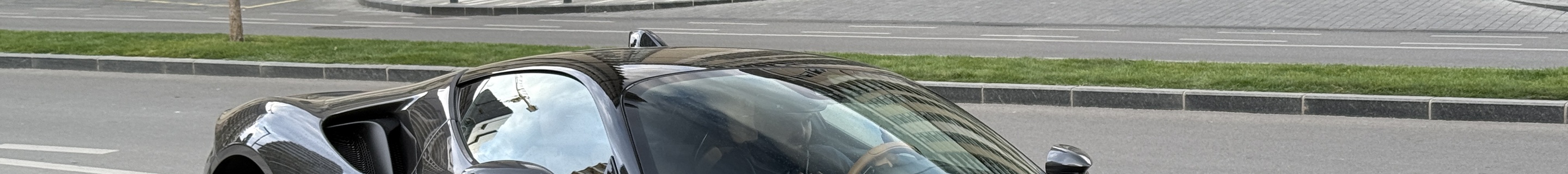 Ferrari SF90 Stradale