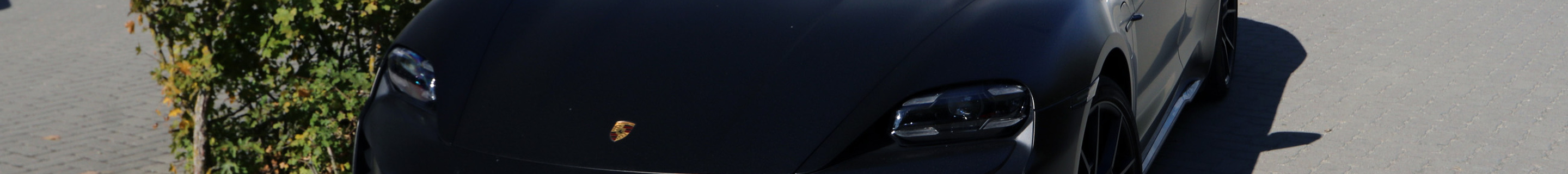 Porsche Taycan GTS Sport Turismo