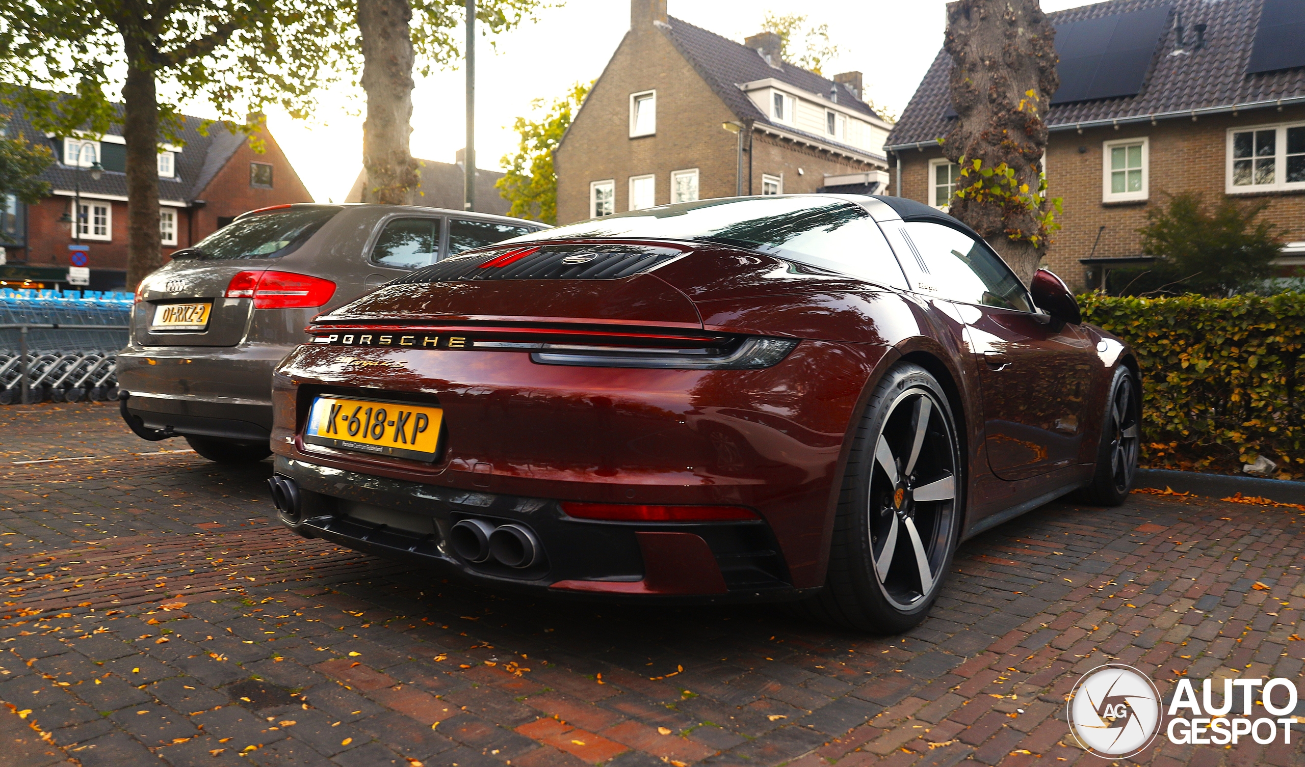 Porsche 992 Targa 4S MkI Heritage Design Edition