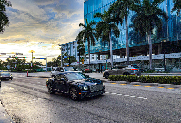 Bentley Continental GTC V8 2020