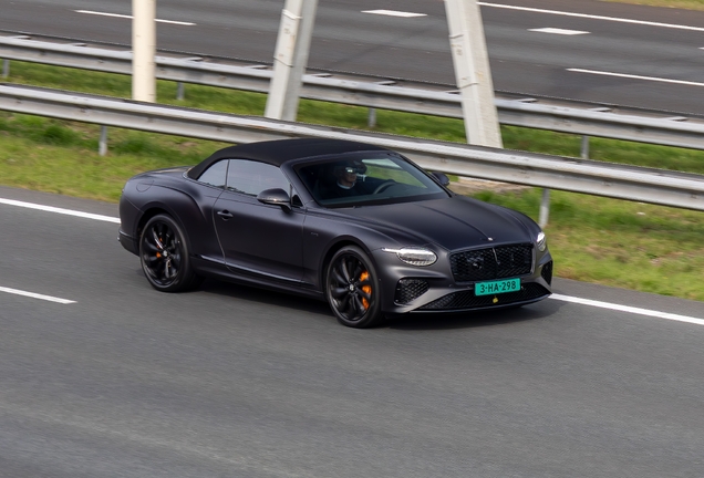 Bentley Continental GTC Black Edition 2025