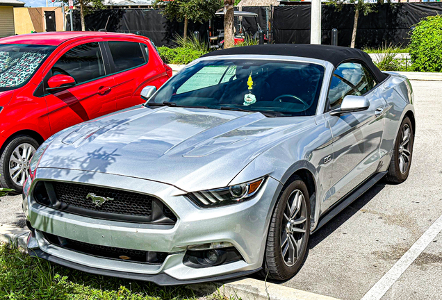 Ford Mustang GT Convertible 2015