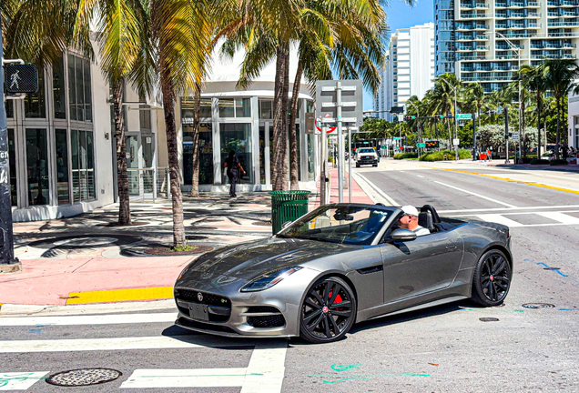 Jaguar F-TYPE R Convertible 2017
