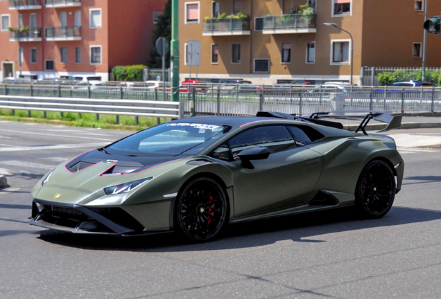 Lamborghini Huracán LP640-2 STO