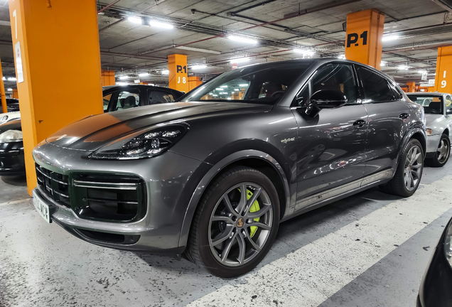 Porsche Cayenne Coupé Turbo S E-Hybrid