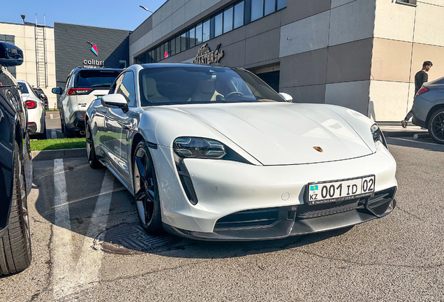 Porsche Taycan Turbo S MkI