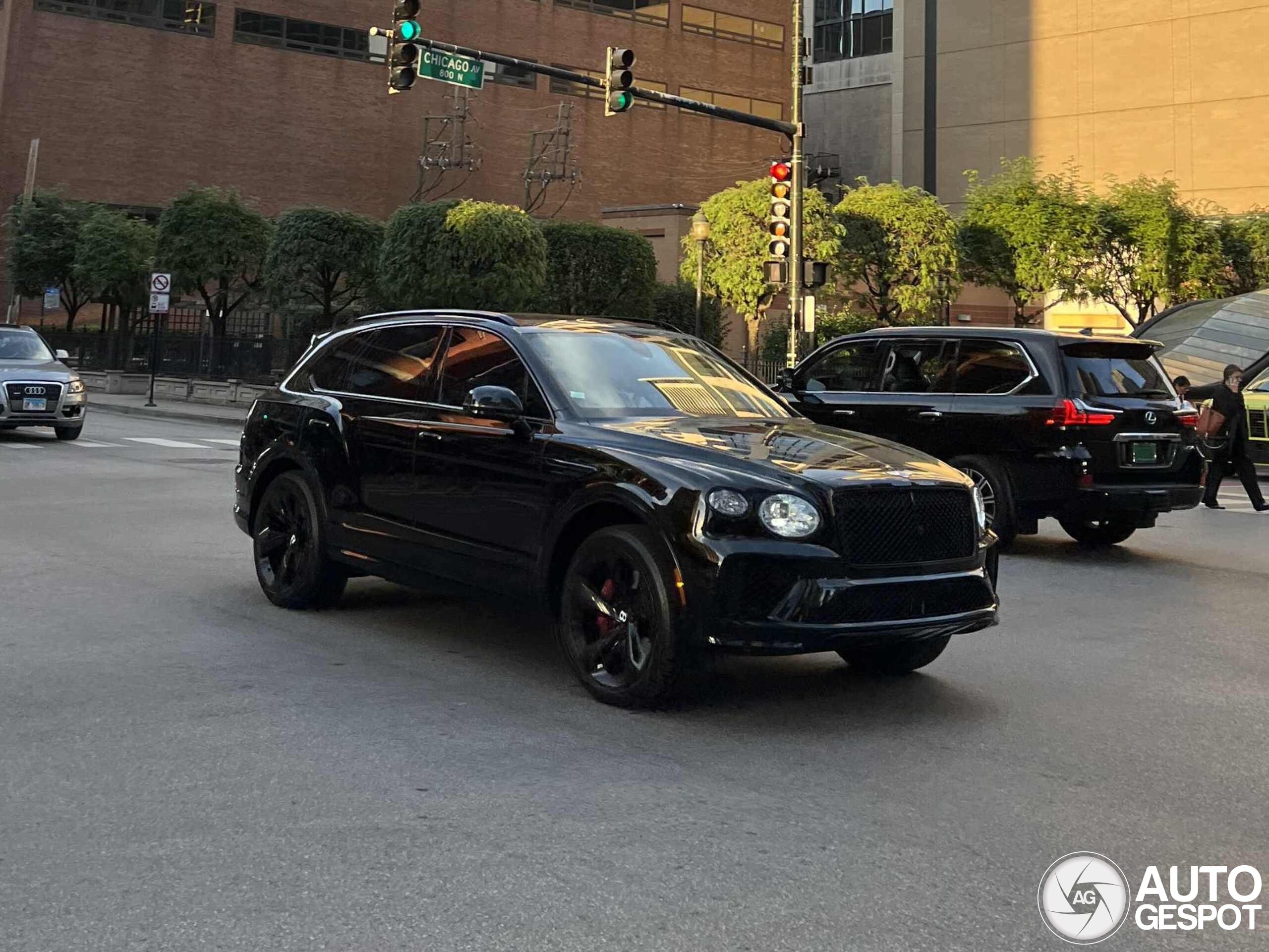 Bentley Bentayga V8 S 2022