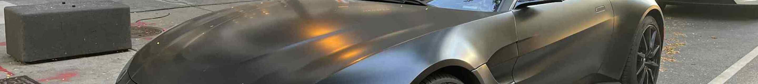 Aston Martin V8 Vantage 2018